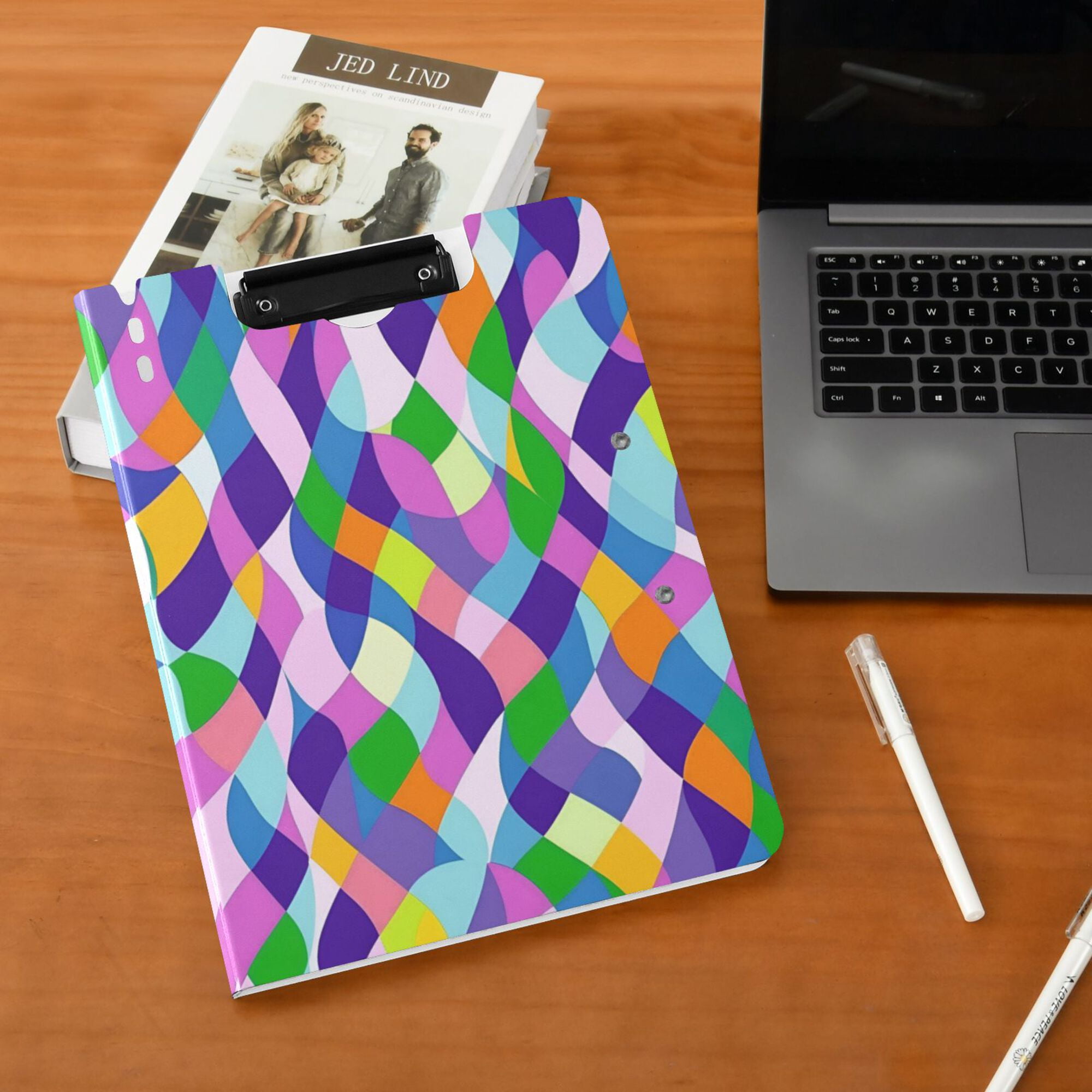 FORMRS A4 Clipboard Folder with Pen Holder Horizontal Foldable School Office Binder, Green Wavy Plaid