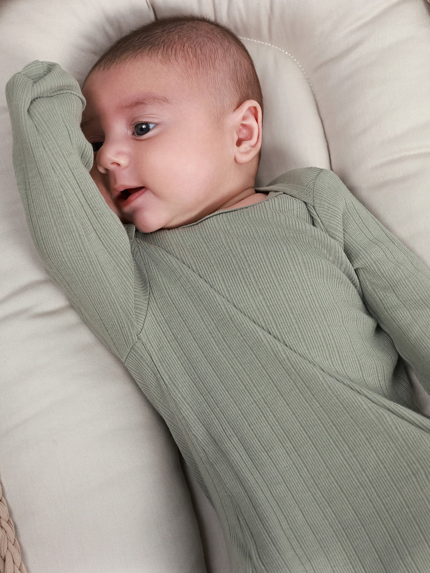 Gerber Baby Neutral Long Sleeve Gowns, 3-Pack, Sizes Newborn - 0/3 Months