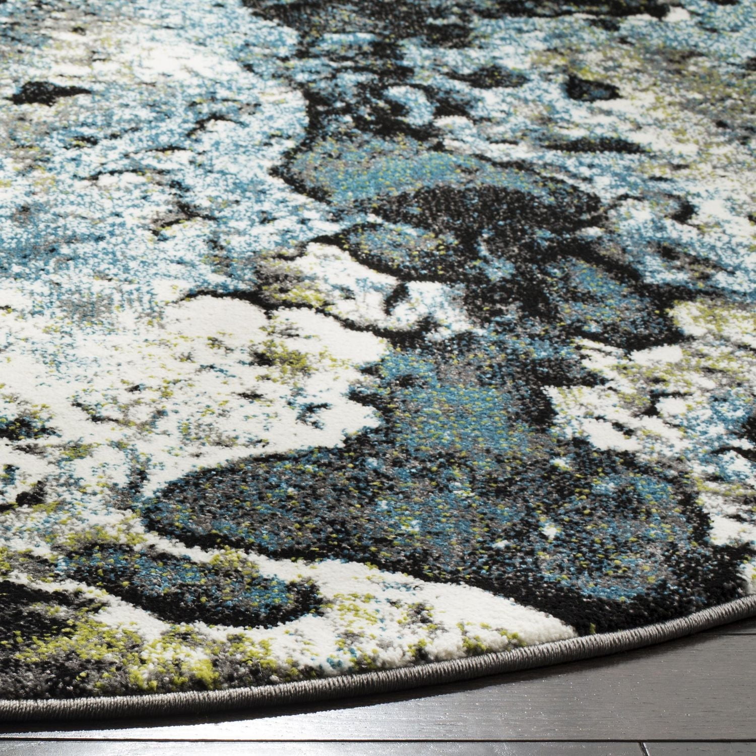 Safavieh Glacier Malanie Abstract Area Rug