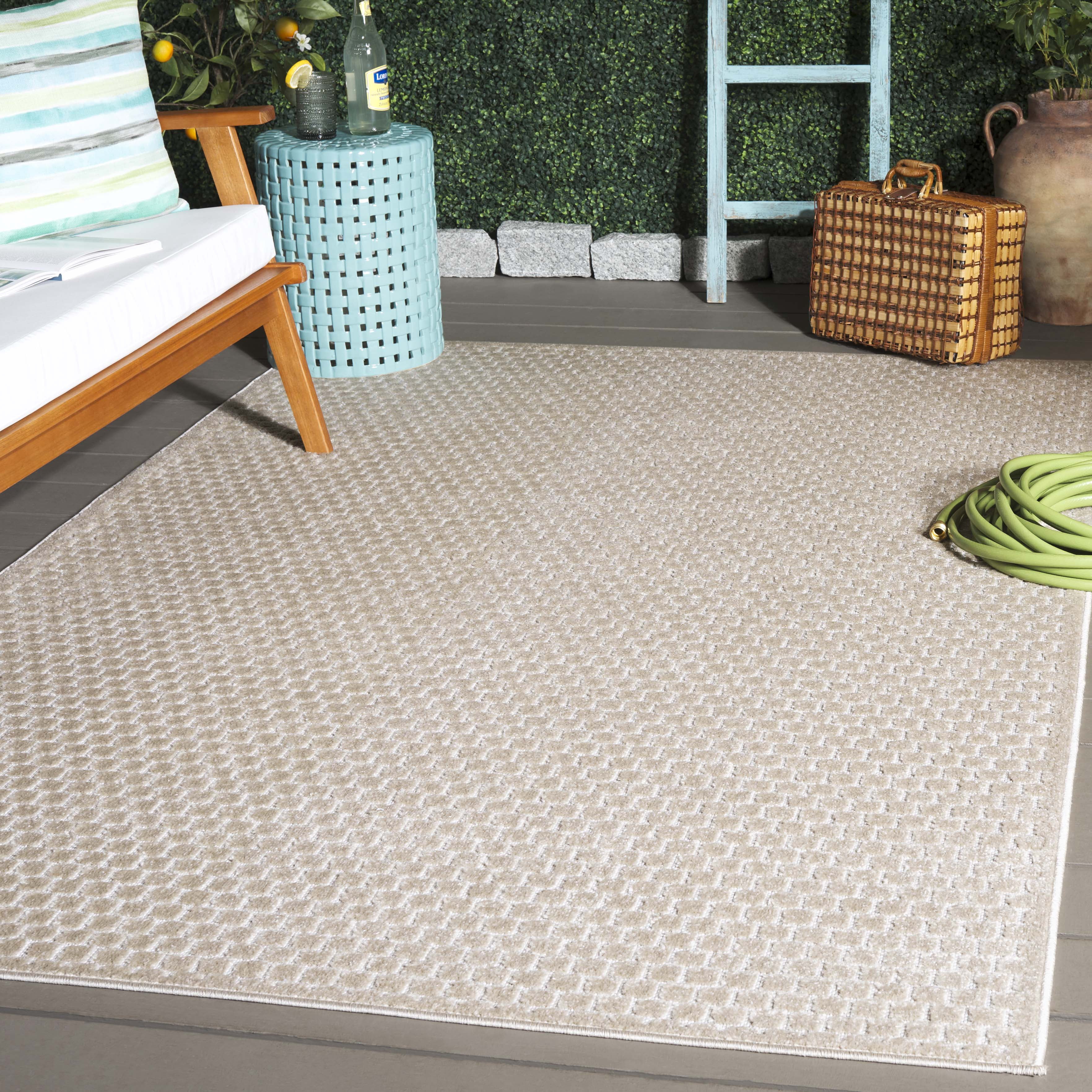SAFAVIEH Stella Alton Geometric Indoor/Outdoor Area Rug, Beige, 8'2" x 10'