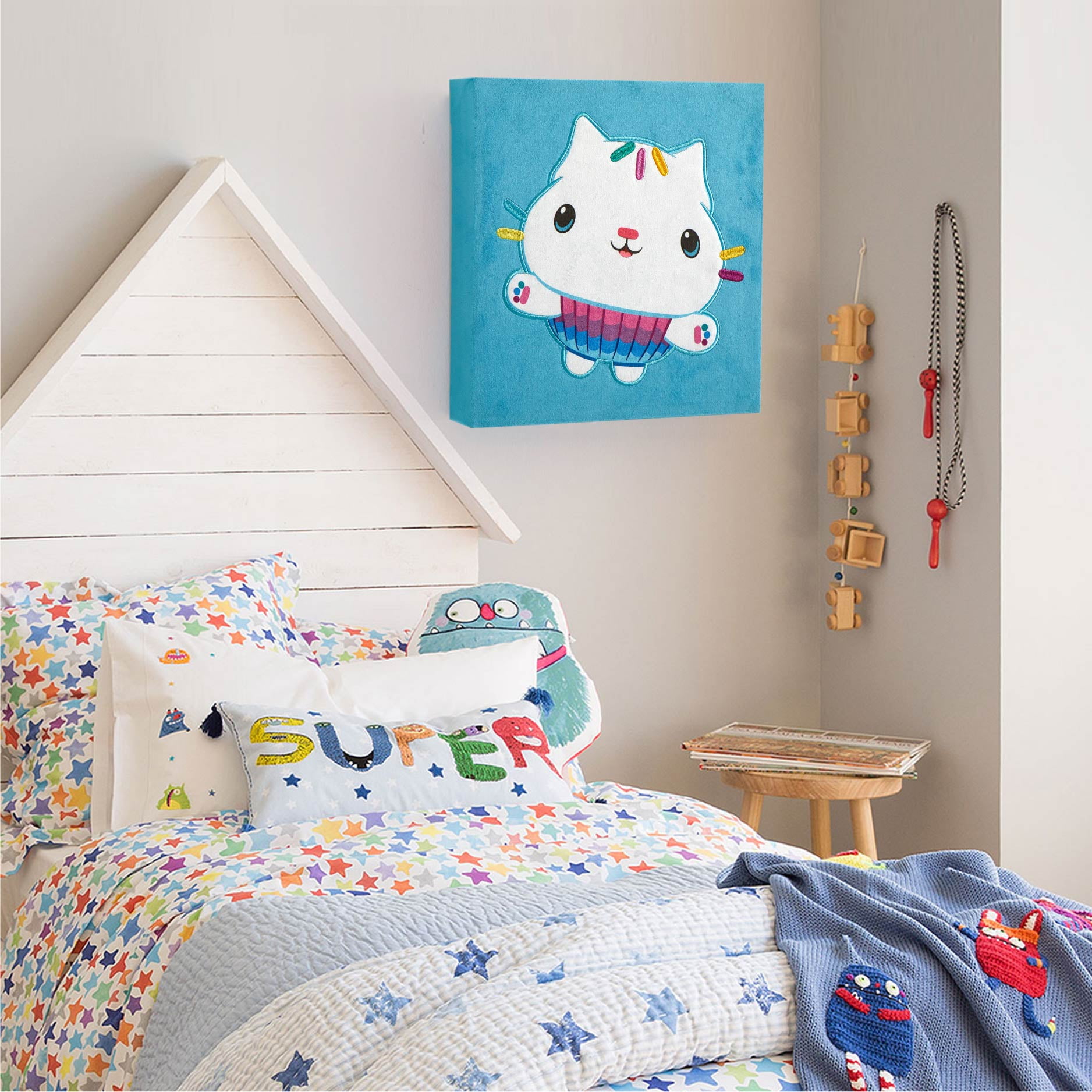 Dreamworks Gabby's Dollhouse Soft Plush Textured Wall Art for Kids, 12 x 12 Inches, Cakey Cat Design