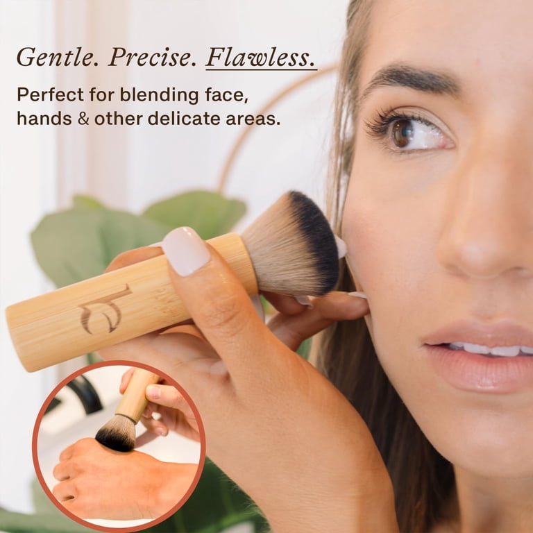 Beauty by Earth, Self Tanner Brush, Vegan Kabuki, Foundation Tool
