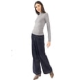 thumbnail image 3 of Sueter Quarry slim fit básico para mujer, 3 of 5