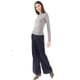 thumbnail image 3 of Sueter Quarry slim fit básico para mujer, 3 of 5