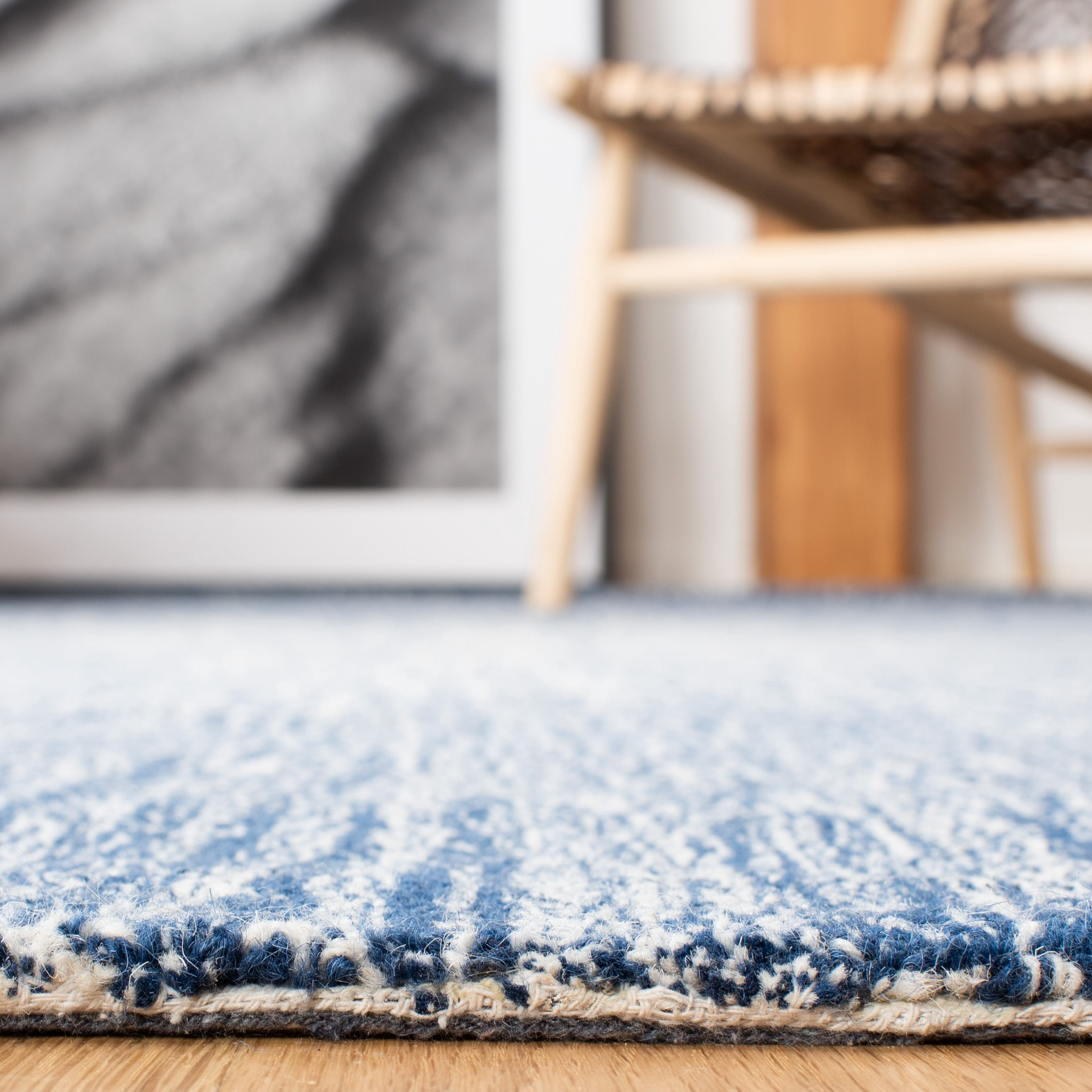 SAFAVIEH Micro-Loop Carbrey Sunburst Area Rug, Blue, 8' x 10'