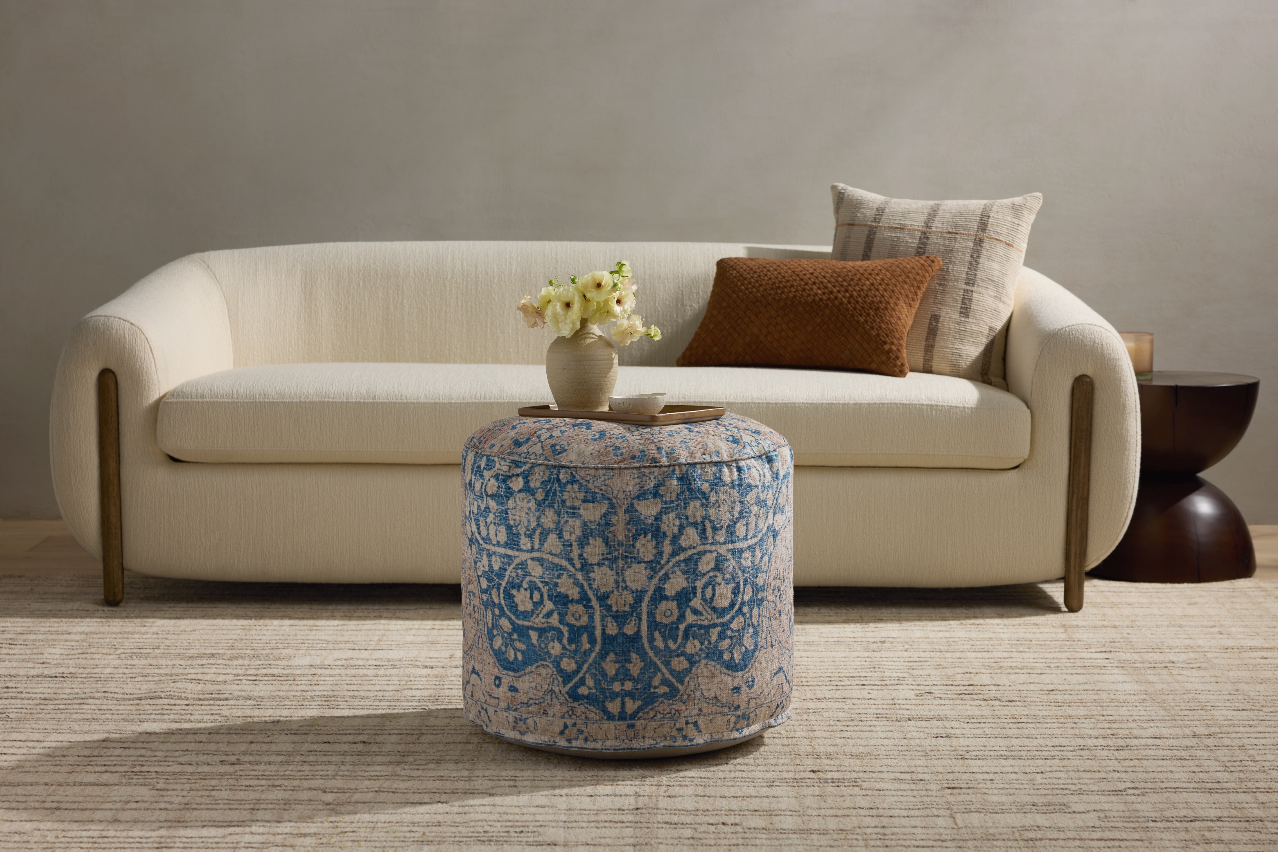 Loloi LPF211 Blue / Tangerine 18"x 18" x 20" Pouf for Living Room or Bedroom