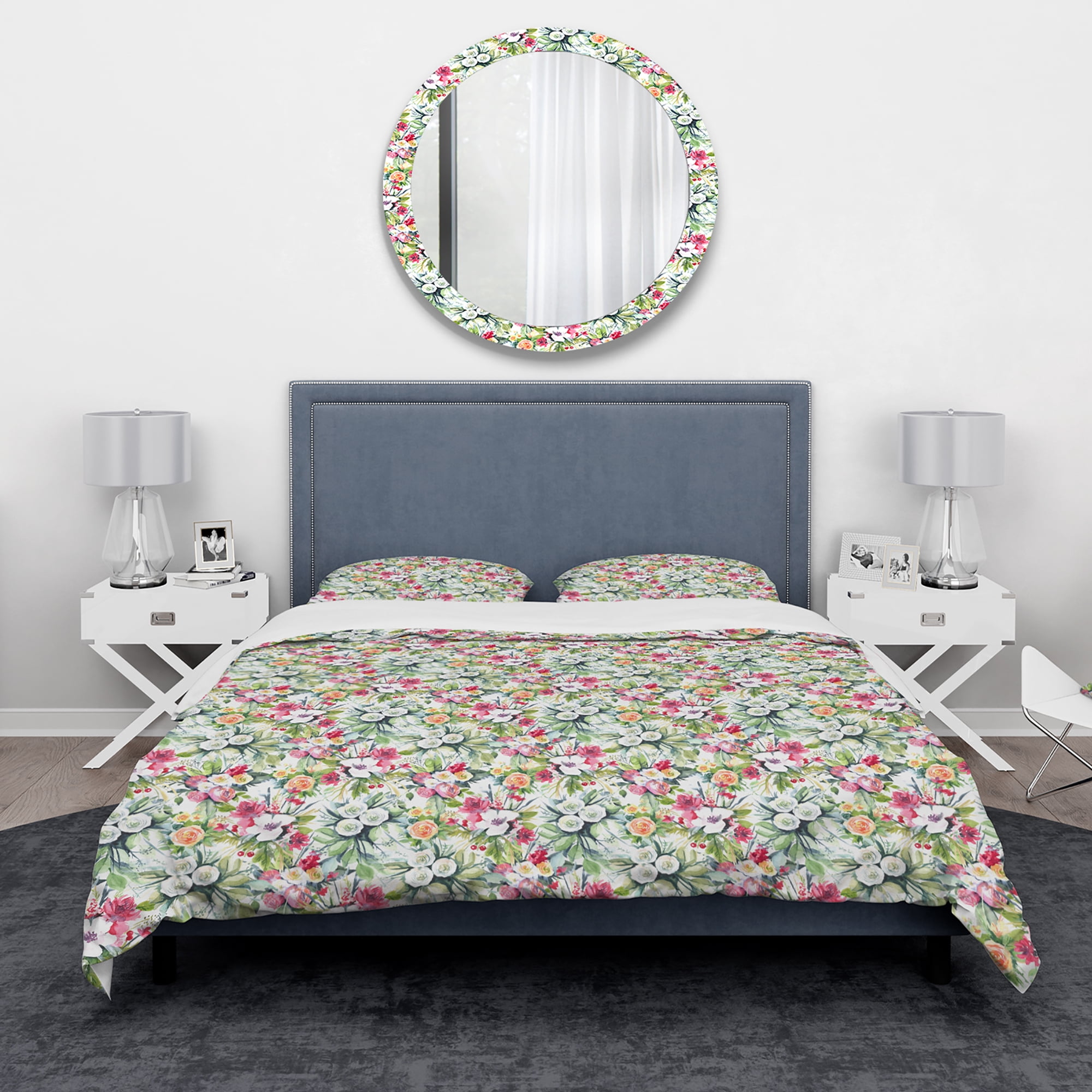 Designart 'Mint Bouquet of Flowers in White Red & Yellow' Traditional Duvet Cover Set