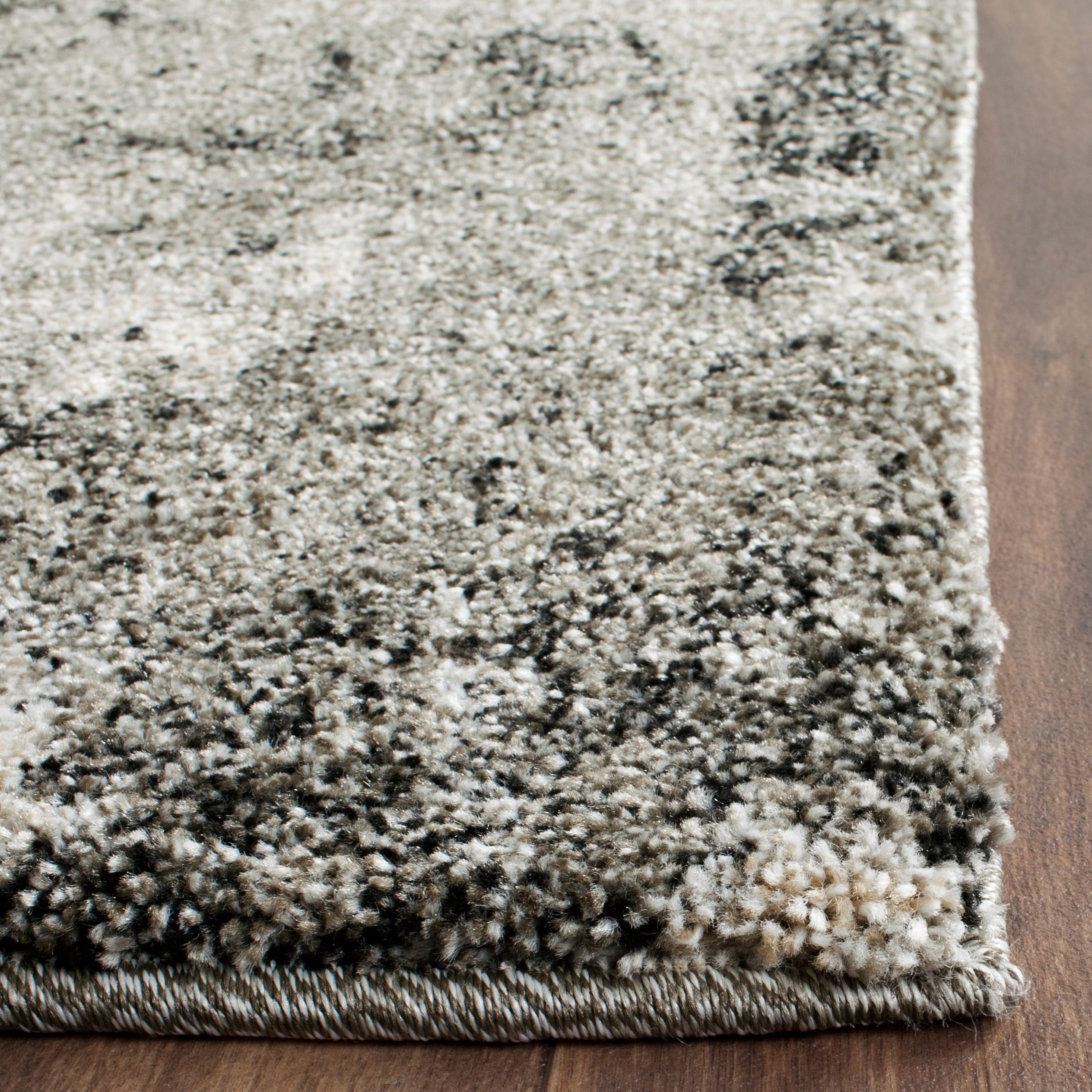 SAFAVIEH Retro Corynn Abstract Runner Rug, Light Grey/Grey, 2'3" x 13'