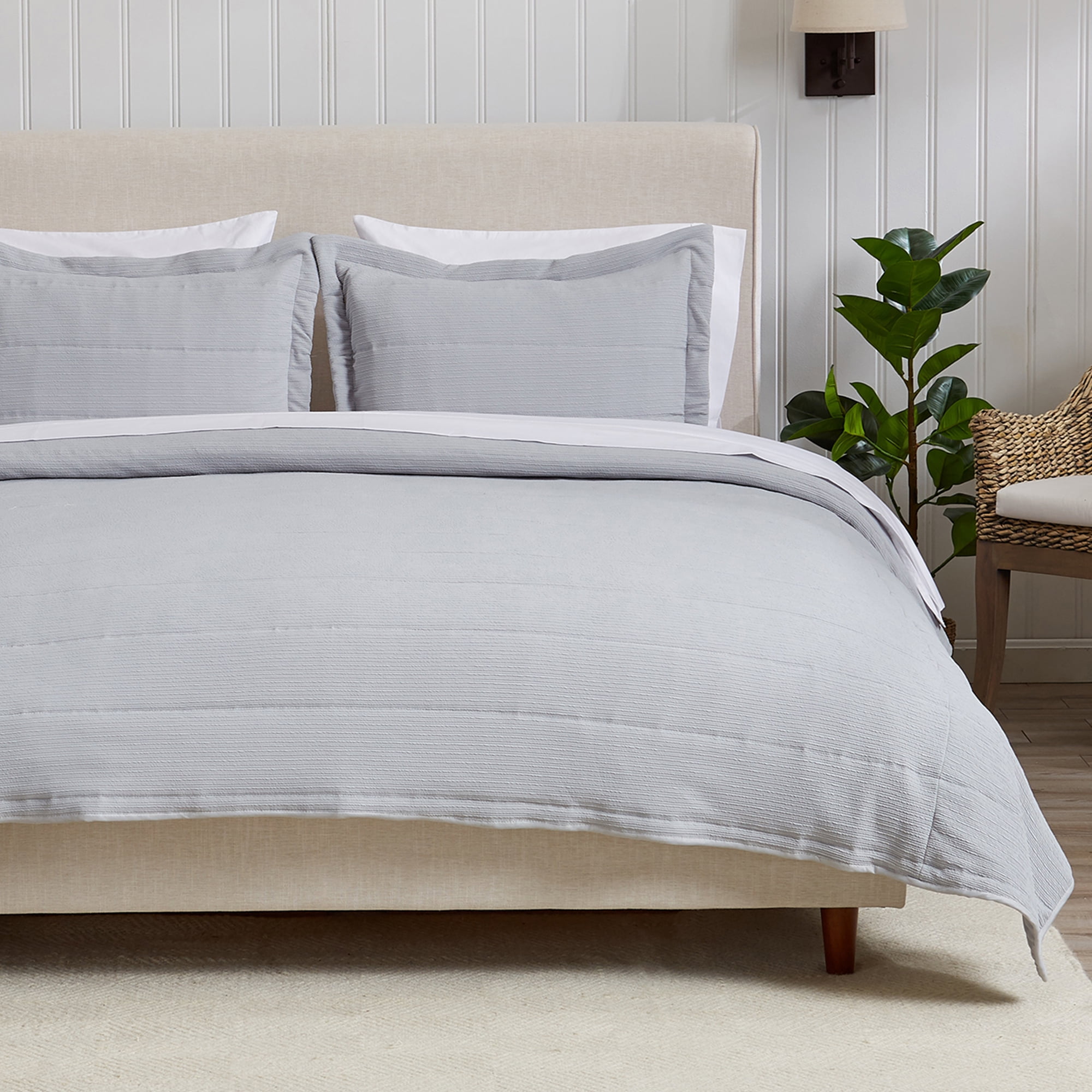 Member’s Mark Reversible Quilted Blanket – Slate Gray Comfort