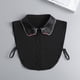 thumbnail image 2 of Blusa desmontable negra con cuello de blusa para mujer con diseño bordado, 2 of 2