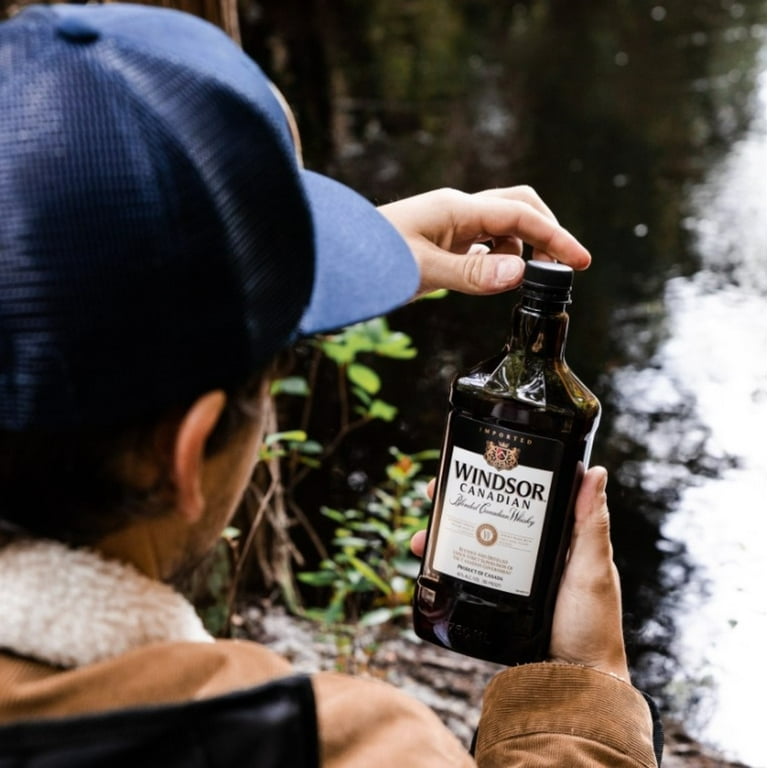 Windsor Blended Canadian Whisky, 40% ABV, 750ml Plastic Bottle