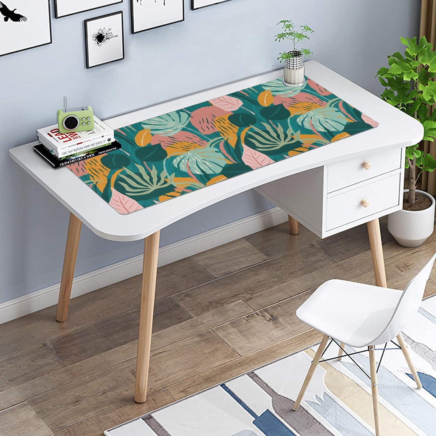 Gaming Mouse Pad, Desk Pad with Non-Slip Base Extended Large Mouse Pad XXL Keyboard Mouse Pad Desk Mat On Top of Desks for Work, Game, Office, Home - Japanese Cherry Blossom (31.5x15.7 in)