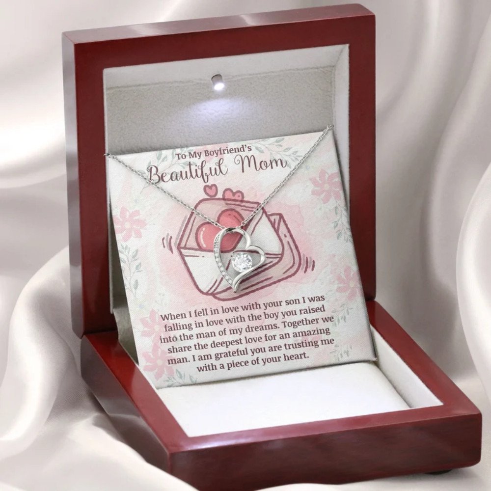 To My Boyfriend'S Beautiful Mom Mom And Son Jewelry Mother Necklace, A Meaningful Necklace Perfect For Anniversaries, Birthdays, Valentine V7229, White Forever Love Necklace