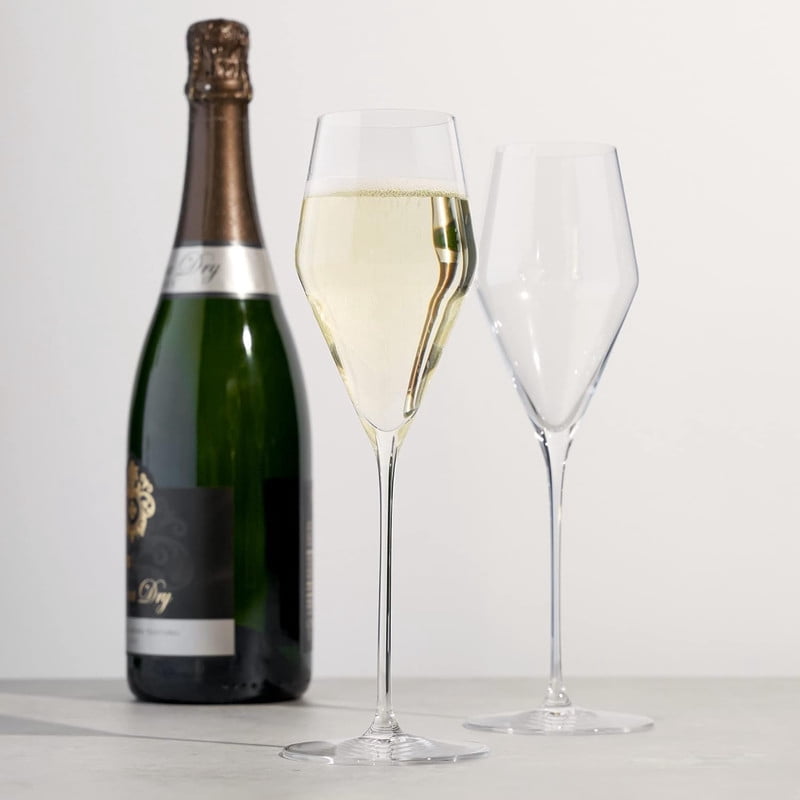 Set of 2 Ultra-Thin and Light Lead-Free Crystal Champagne Flutes, Hand-Blown Glass with Precision-Angled Curve, Perfect for Champagne, Prosecco, Sparkling Wine, Cava and Spumante
