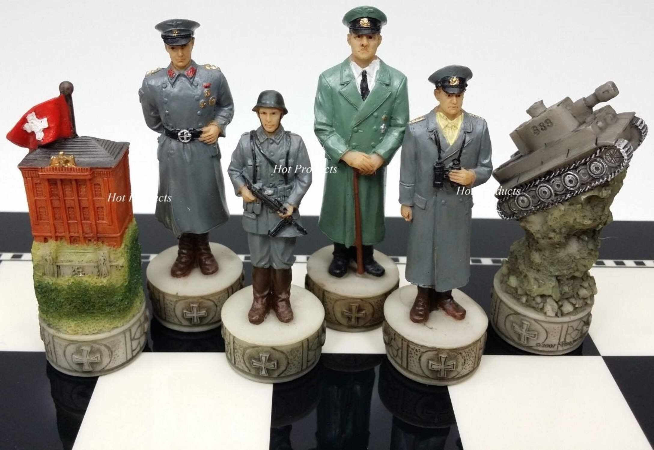World War 2 US GERMANY Chess Set W/ 15" BLACK  WHITE GLOSS BOARD WW2