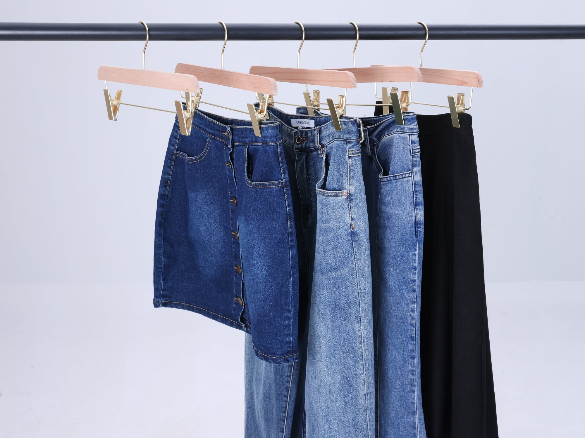 Unique Bargains Wood Hangers with Pinch Clips for Clothing and Pants 10 Pack Gold