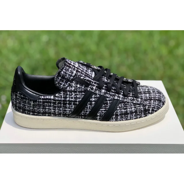 Size 9.5- Adi - das Campus INVINCIBLE DAYZ NEW HP2821
