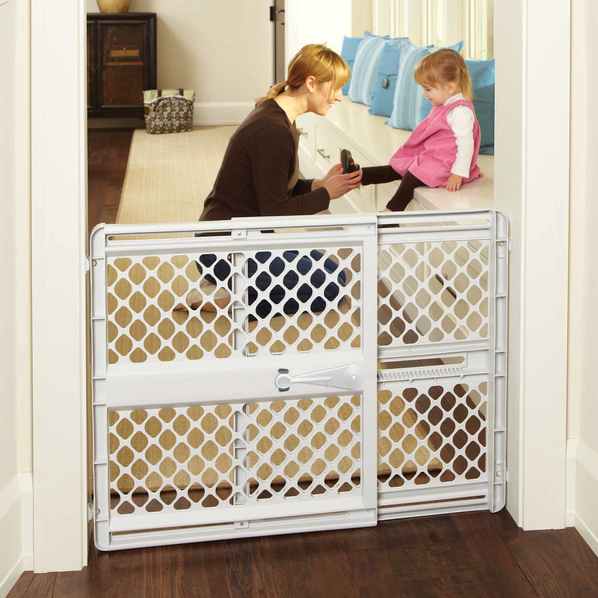 Safety 1st Vintage Wood Baby Gate with Pressure Mount Fastening Gray 