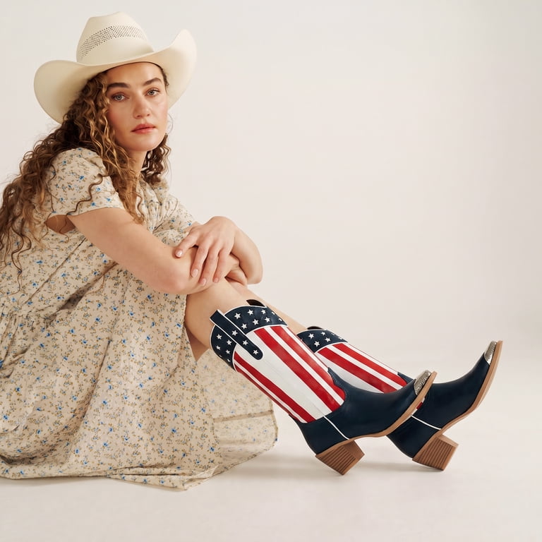 navy blue dress with cowgirl boots HOW TO GIVE A CLASSIC VELVET DRESS A COOL-GIRL EDGE -