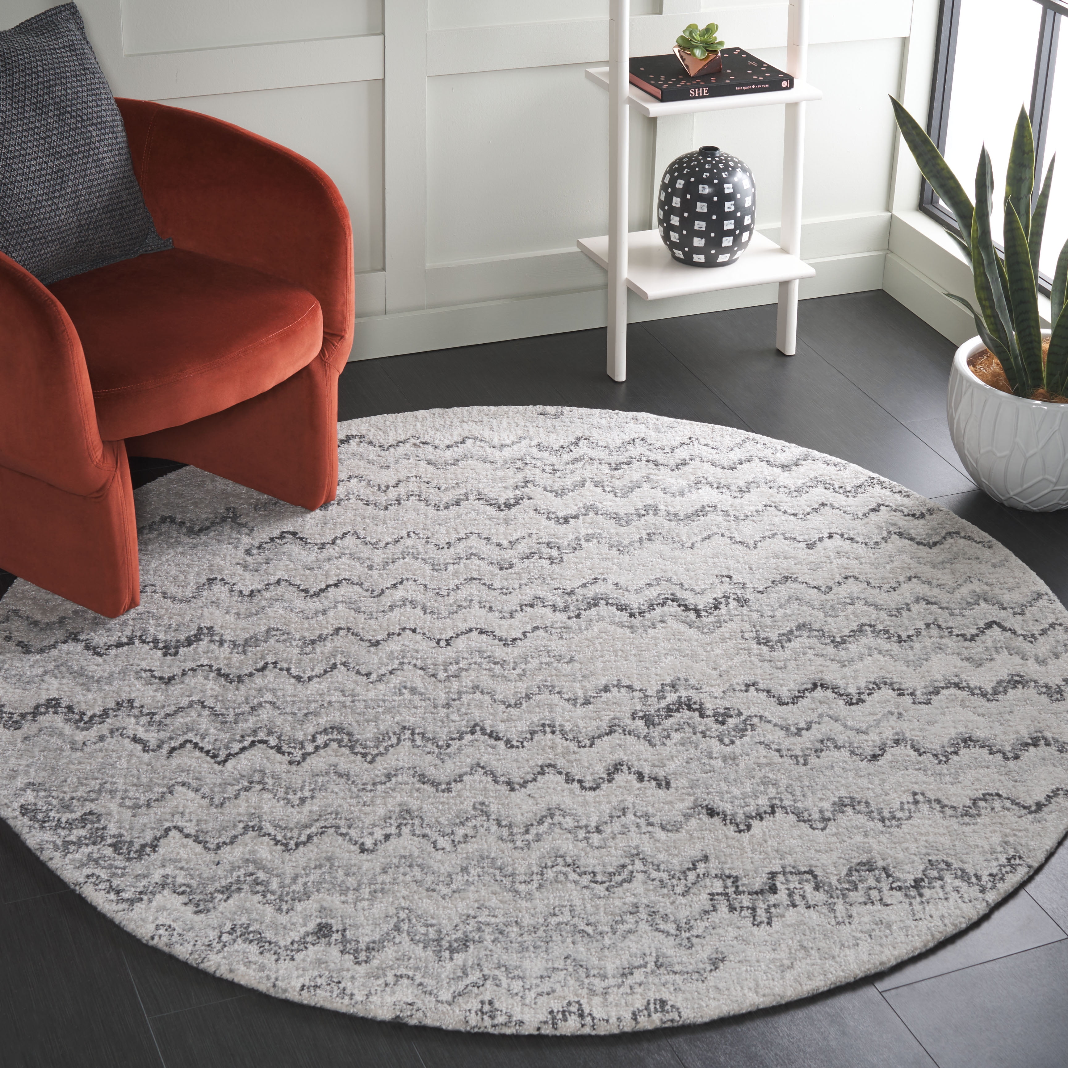 SAFAVIEH Marquee Endika Geometric Polyester Area Rug, Grey/Ivory, 6' x 6' Round