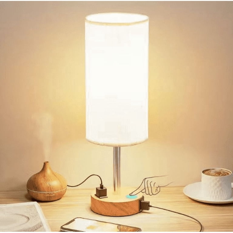 IJIL Touch Table Lamp with USB Charging Port photo 1