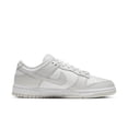thumbnail image 4 of Nike Dunk Low Zapatillas deportivas informales de caña baja con diseño de panda en blanco y negro de Nike, 4 of 5
