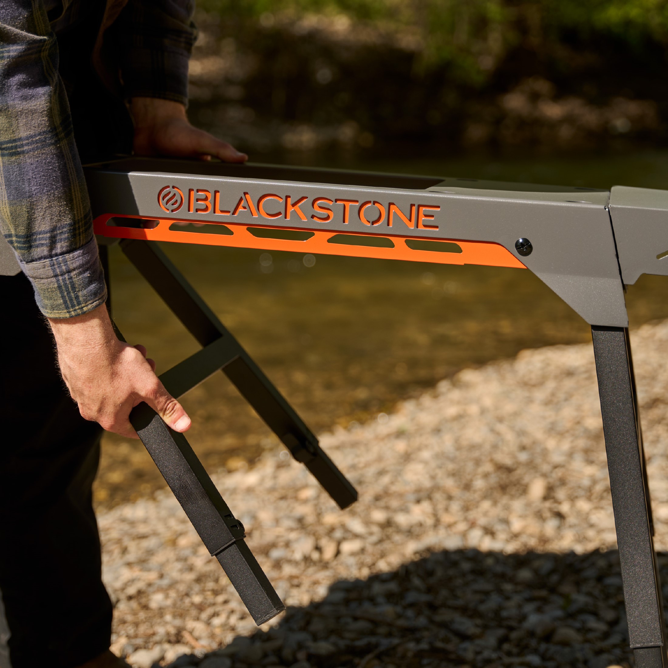 Blackstone Adventure Ready 22-Inch 2-Burner Griddle with Stand photo 6