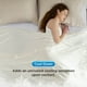 thumbnail image 3 of Manta Bedsure Cooling Queen de rayón de bambú, 230 x 230 cm, 3 of 9