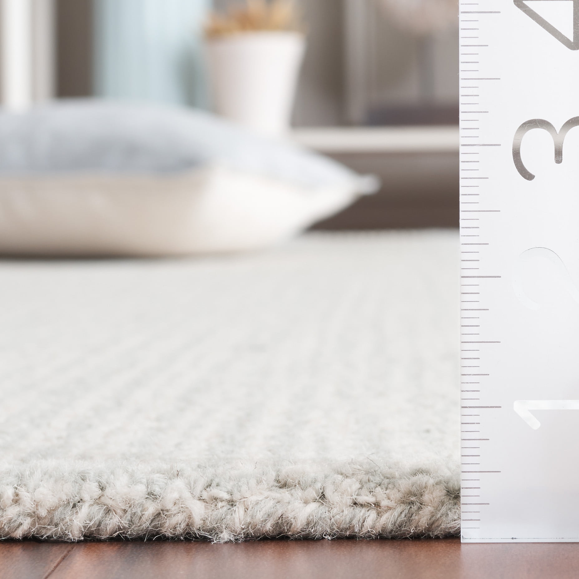 SAFAVIEH Martha Stewart Solid Area Rug, Light Grey/Ivory, 5' x 8'