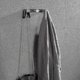 thumbnail image 3 of Toallero de pared de acero inoxidable 304 para puertas de baño y cocina (3 ganchos, cepillado), 3 of 5