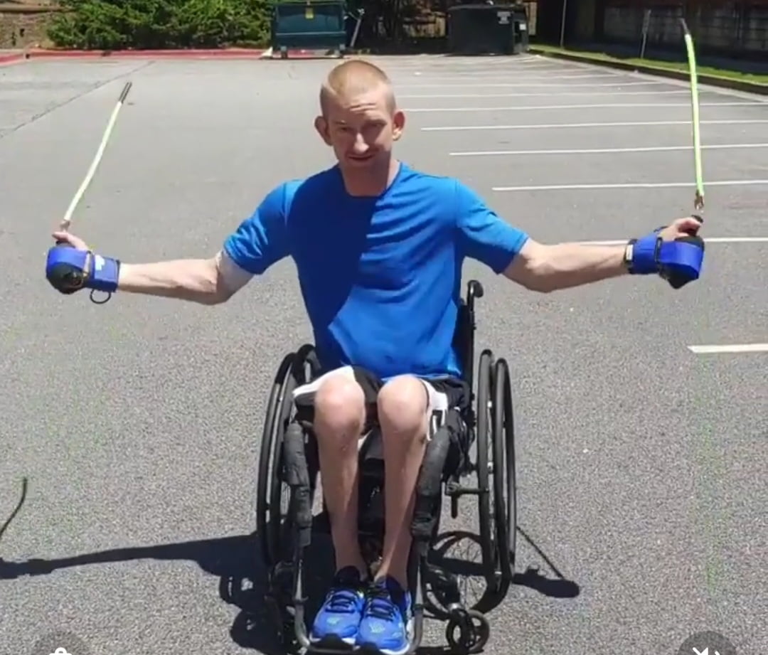 Mute Sports Equipment Split Ropes® Adaptive Jump Rope PUP  2 oz. per side WITH GRIP ASSIST for wheelchair fitness.