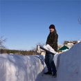 thumbnail image 2 of Pala de nieve de emergencia plegable para coche, compacta, para acampar en la nieve, esquí, motos de nieve, herramienta de supervivencia para avalanchas, ligera, 2 of 5