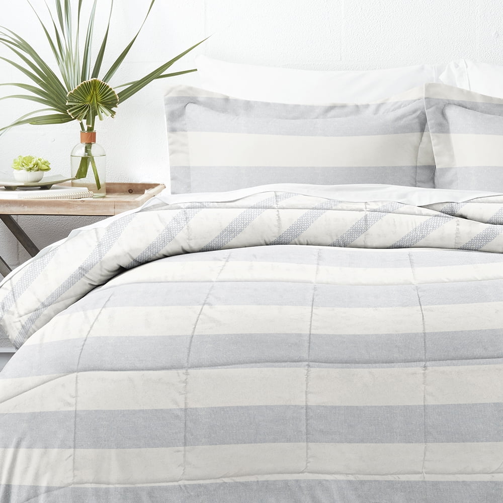 Noble Linens 3-Piece Light Gray Distressed Stripe ReversiblePrint Comforter Set, King/CalKing