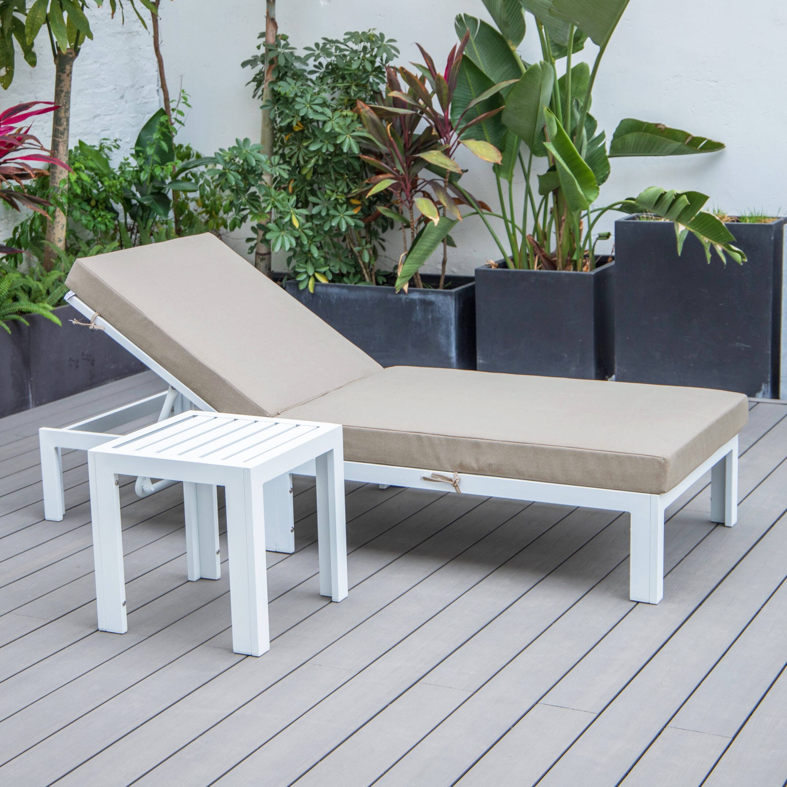 LeisureMod Chelsea Modern Weathered Grey Aluminum Outdoor Chaise Lounge Chair With Side Table & Beige Cushions - image 4 of 13