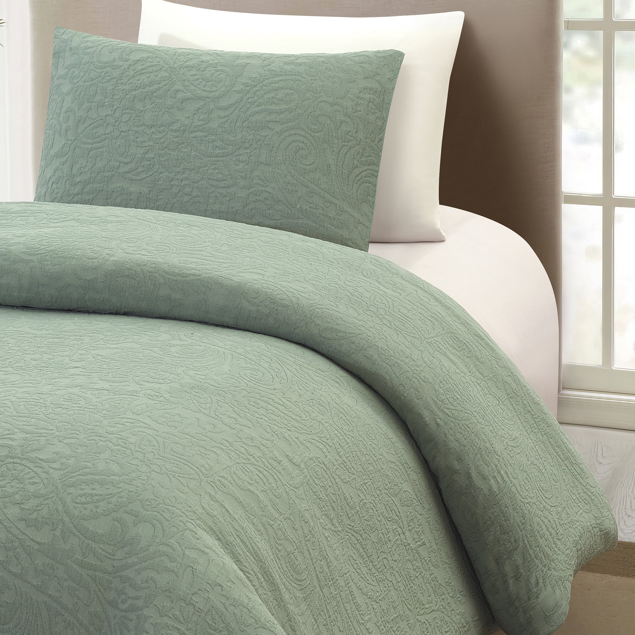 Better Homes & Gardens Paisley Matelasse 2-Piece Comforter Set, Sage,T/TXL, All Ages