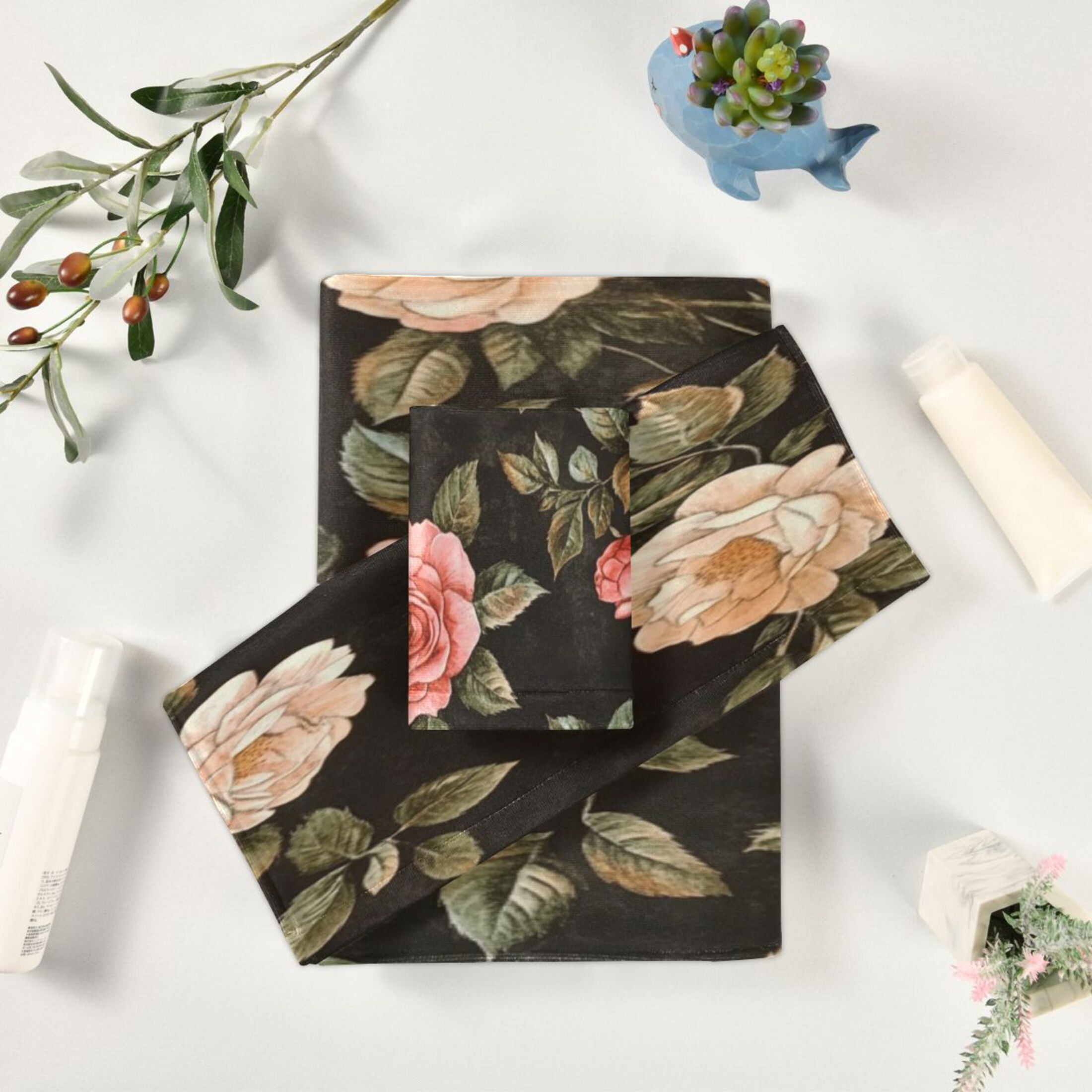 Three-Piece Towel Set Face Towel Towel Set Hand Towel Bath Towel Cotton Bath Towels Bath Towel Sets Hand Bath Towels Cartoon Red Pretty Roses