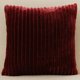 thumbnail image 1 of Xiao Hua 1 funda de almohada sencilla de pelo mágico. Clásica y atemporal, funda de almohada sencilla de color liso, queda genial en cualquier cama. 45 x 45 cm (rojo vino)., 1 of 5