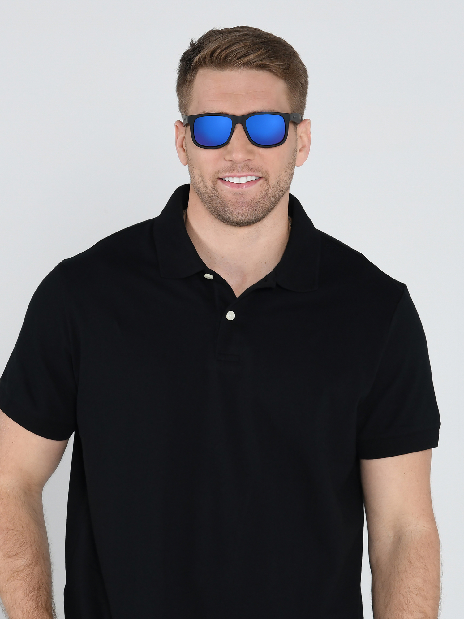 Foster Grant Mirrored Polarized Sunglasses photo 5