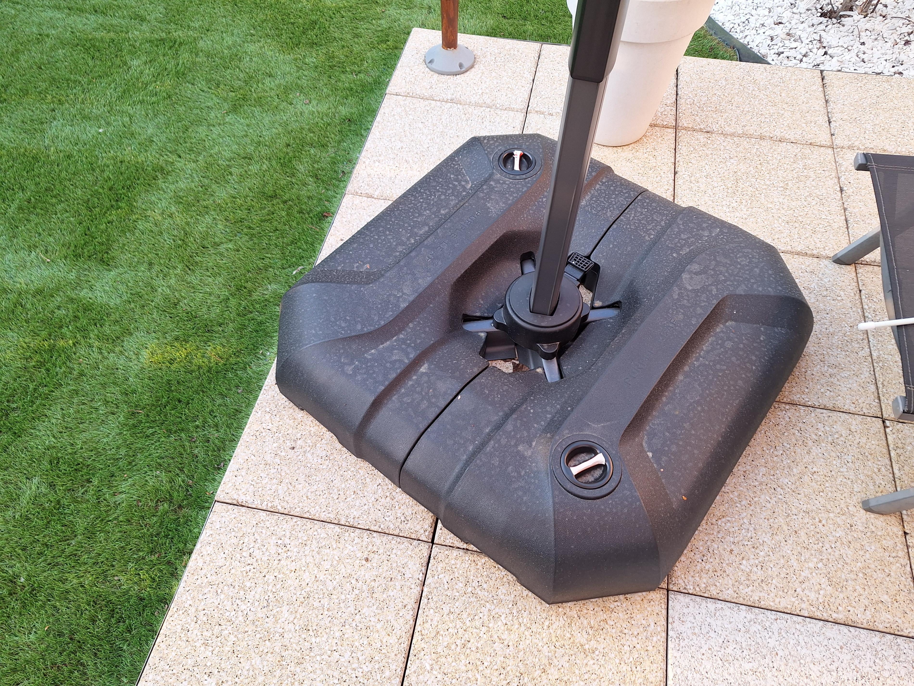 PURPLE LEAF Patio Umbrella Base Water & Sand Filled Weighted Base Outdoor Umbrella Base for Cantilever Offset Patio Umbrella, 300 Lbs