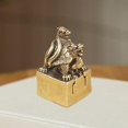 thumbnail image 2 of Xuanwu-estatua en miniatura , escultura pequeña de latón, adorno de mesa para estantería, decoración del hogar, regalo de cumpleaños, 2 of 5