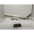 thumbnail image 1 of Modelo de avión de simulación de aviación Emirates UAE A380 de 46 cm a escala 1:160 con luces, 1 of 6