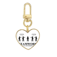 thumbnail image 1 of Identifíquense los miembros del equipo. Llavero de metal en forma de corazón dorado, 1 of 3