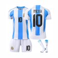 thumbnail image 1 of Uniformes de entrenamiento de fútbol para niños y niñas: camisetas, pantalones cortos y calcetines en rosa, negro, verde, azul y blanco 28, 1 of 2