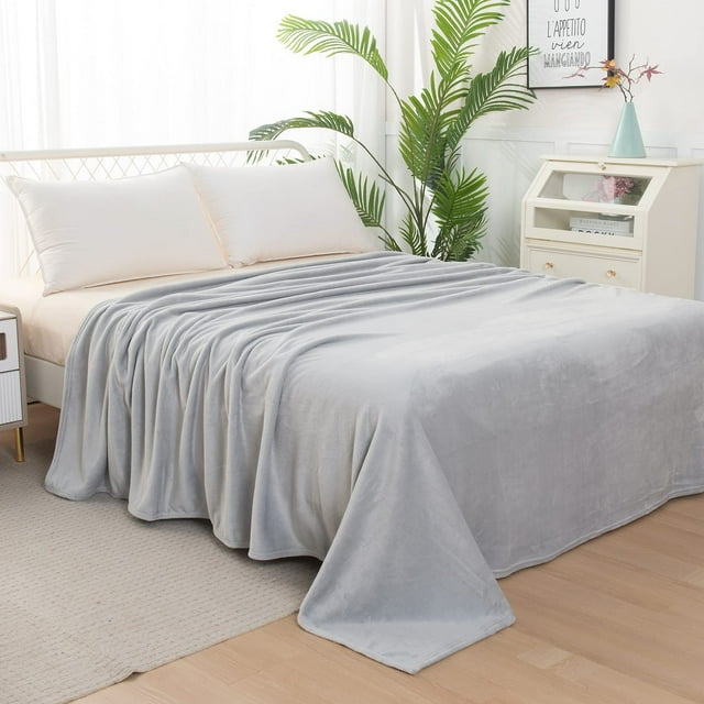 Solid Print All Season Fleece Blanket - Anti-Static - Plush, Soft and Cozy, Full/Queen, Silver Gray