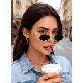 thumbnail image 2 of Gafas de Sol TYA Retro Y2k para Mujer Semirimless Doradas con Protección UV400, 2 of 9