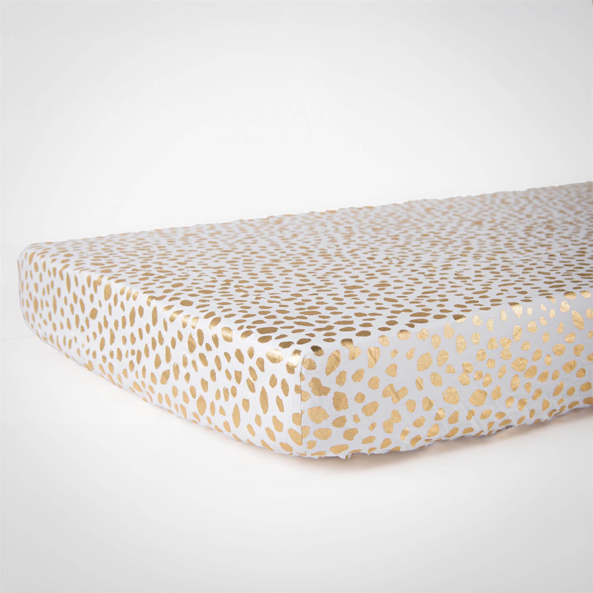 Rizzy Home 28" X 52" White/Gold Metallic Dots Cotton Cribsheet
