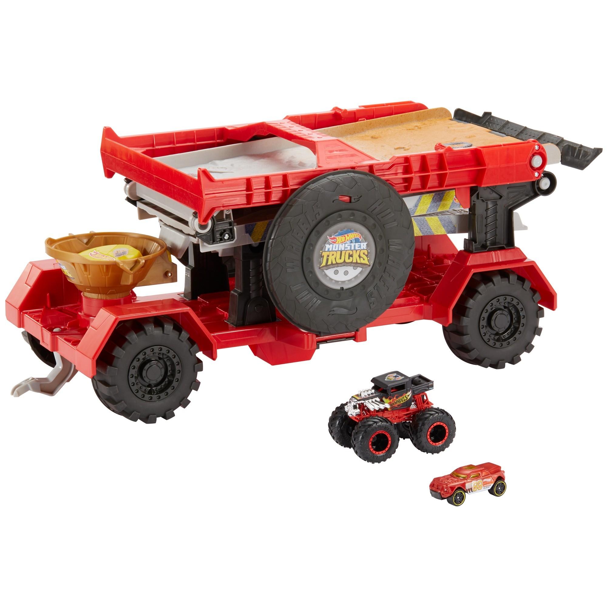Hot Wheels Monster Trucks, Transporter and Track with 1:64 Scale Toy Truck  