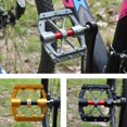 thumbnail image 3 of Pedales De Bicicleta De Montaña, Pedales De Bicicleta De Aleación De Aluminio De Colores Ultra Fuertes, 3 Pedales De Rodamiento Palin 1 Par Kearding OD014763-03, 3 of 6