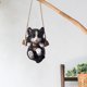thumbnail image 5 of 2 figuras colgantes de resina con forma de animal para dormitorio al aire libre. gris y negro, 5 of 8