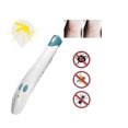 thumbnail image 2 of El bolígrafo electrónico para tratamiento de picaduras de mosquitos alivia la picazón, 2 of 4